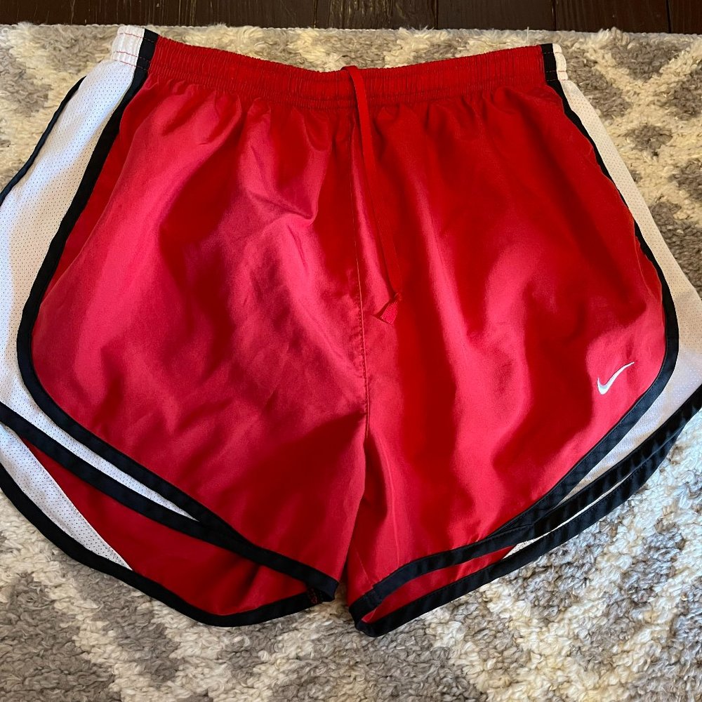 NIKE  athletic shorts